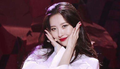 韩国像2kmkm的网红,从神秘昵称到网络红人的蜕变